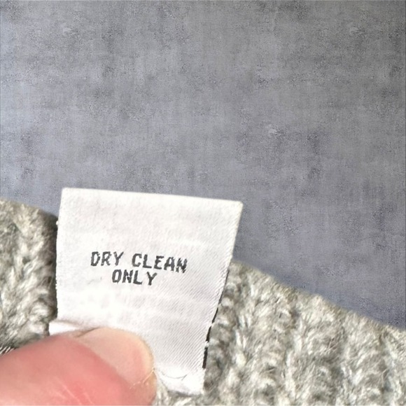 dELiA*s Fair Isle Sweater Womens L Gray White Wool Blend Nordic Knit Pullover - Picture 10 of 13